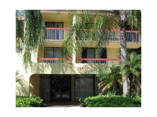 737 SE 1st Way #203 Deerfield Beach, FL 33441 - MLS# F10298592 | BoyntonBeachRealEstate.com Photo 1
