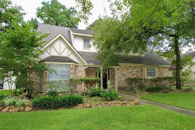 19503 Alinawood Dr Humble, TX 77346
