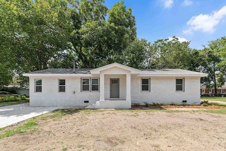 205 N Church Street Pine Level, NC 27568