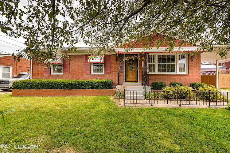 9347 Saint Moritz Dr Louisville, KY 40291