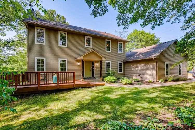 10017 Barnes Trail Inver Grove Heights, MN 55077
