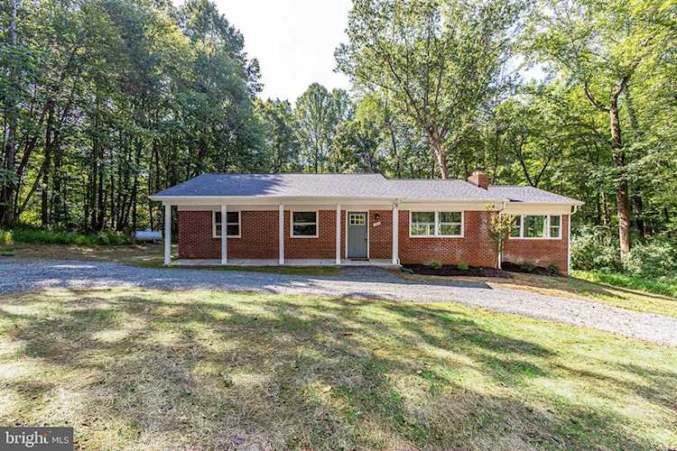 584 Aaron Mountain Rd For Sale in Castleton Photo 1