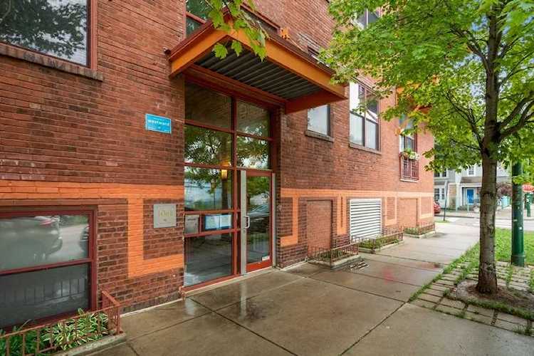 1061 W 16th St #405 Chicago, IL 60608