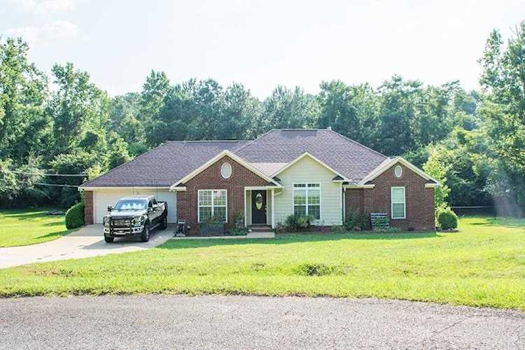 182 village ct Village Court Hamilton, GA 31811 | MLS 187114 Photo 1