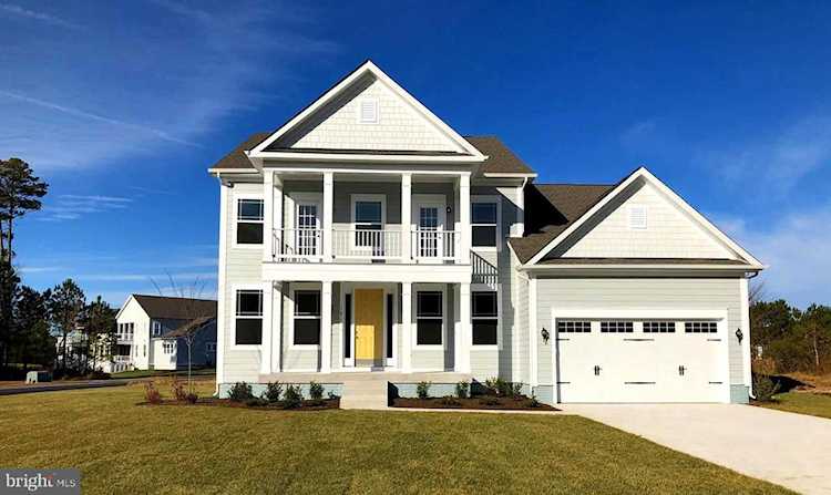 3 Maid At Arms Ln Berlin, MD 21811