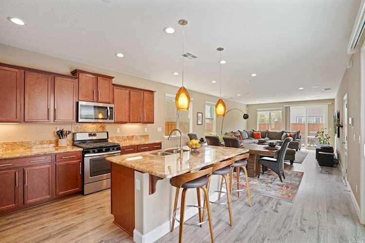 149 Kodiak Drive Vacaville, CA 95687 | MLS 321082373 Photo 1