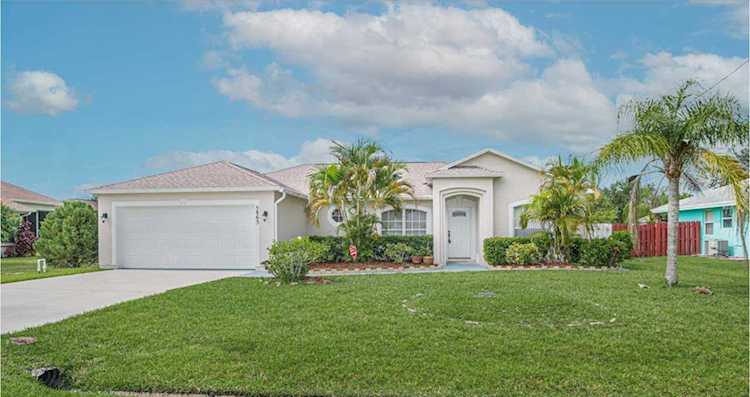 5863 NW NW Cullom Circle Port Saint Lucie, FL 34986