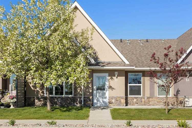 24 River Heights View #11 Cochrane, AB T4C 0M9