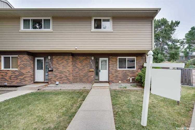 3836 Castle Rd Regina, SK S4S 6M7