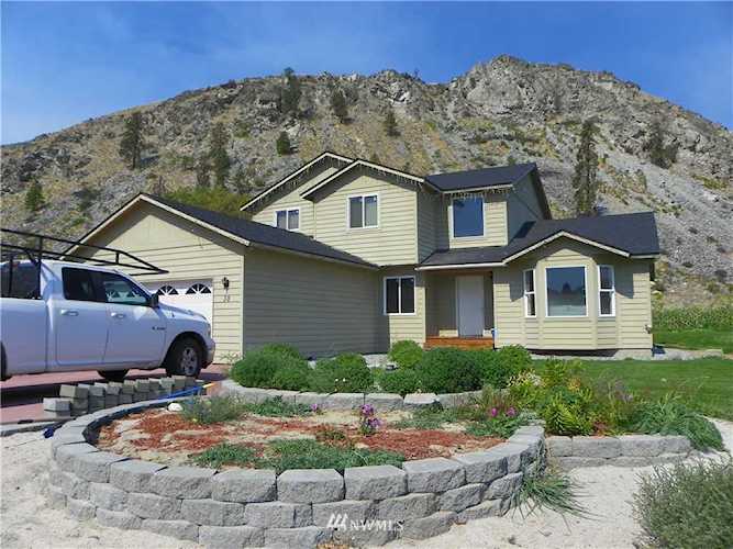 38 Airport Acres Ln Chelan, WA 98816