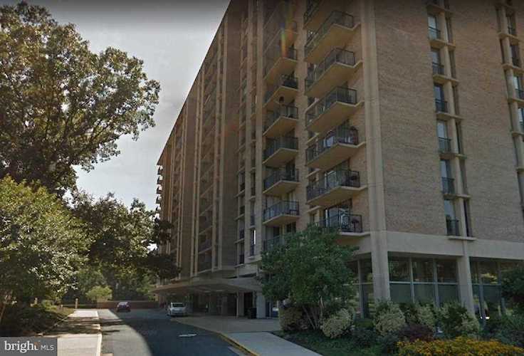 4600 Four Mile Run Dr S #203 Arlington, VA 22204