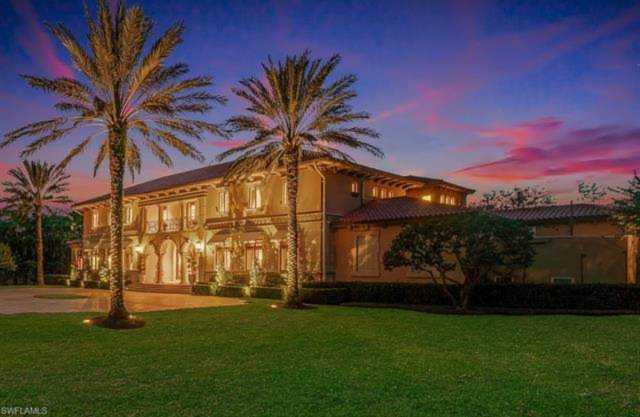 209 Ridge Dr Naples, FL 34108