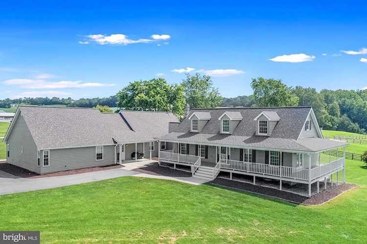 3875 Bark Hill Rd Union Bridge, MD 21791