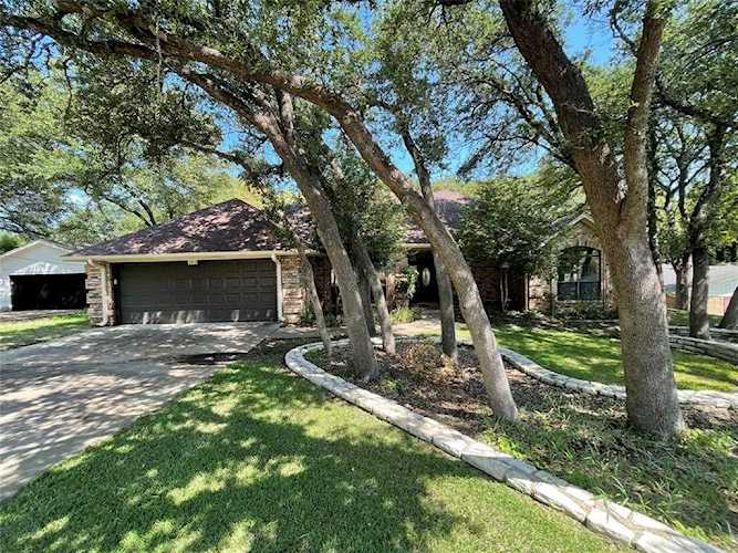 3813 Nocona Drive De Cordova, TX 76049
