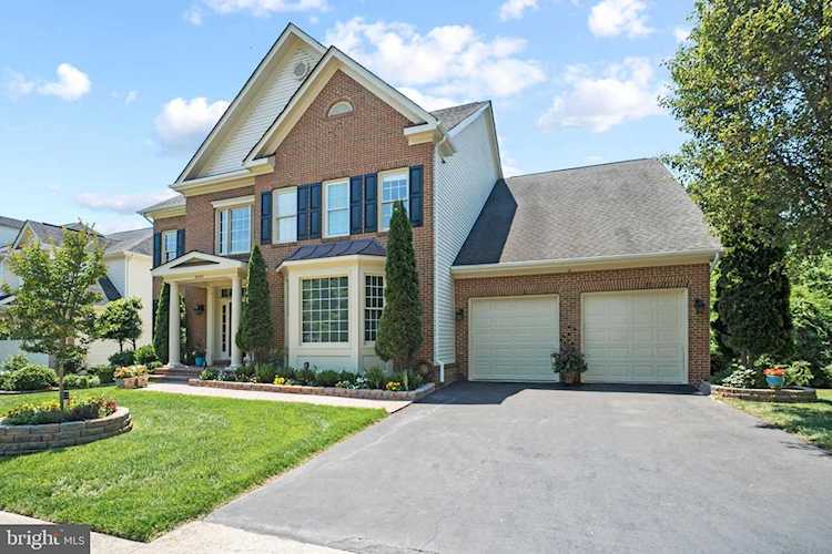 8052 Winstead Manor Ln Lorton, VA 22079