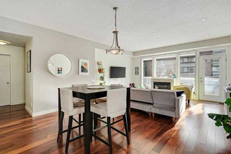 109 24 Ave SW #1 Calgary, AB T2S 0J8