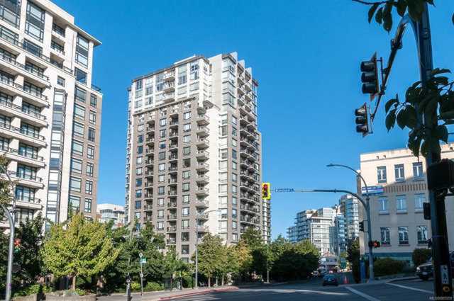 751 Fairfield Rd Victoria, BC V8W 4A4
