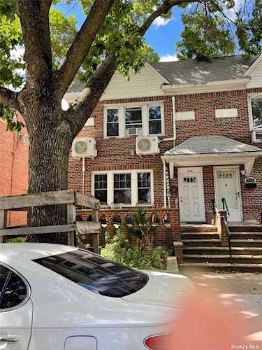 24-16 146th Street Whitestone, NY 11357