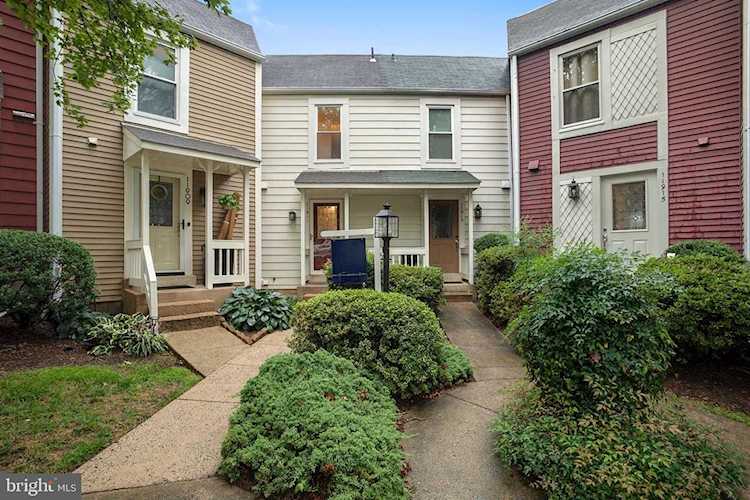 11911 Crosswind Ct Reston, VA 20194
