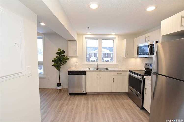 1625 Badham Blvd Regina, SK S4P 0L9