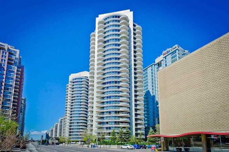 1078 6 Ave SW #2004 Calgary, AB T2P 5N6