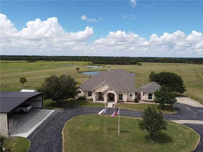 20145 Janak RD Coupland, TX 78615
