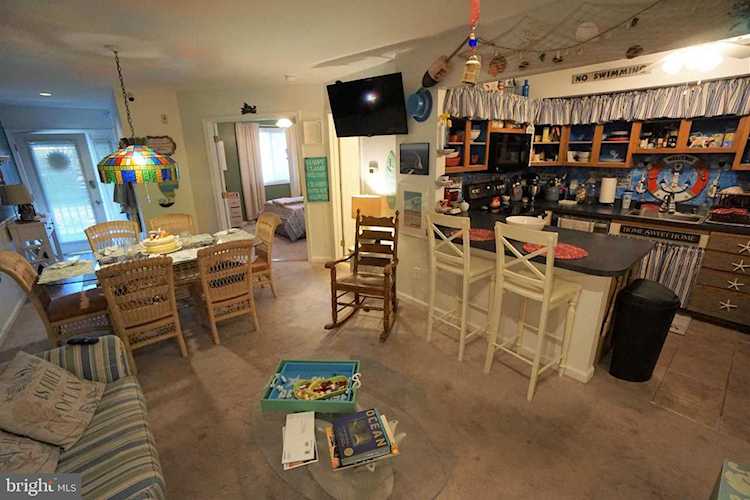14301 Tunnel Ave #2E Ocean City, MD 21842