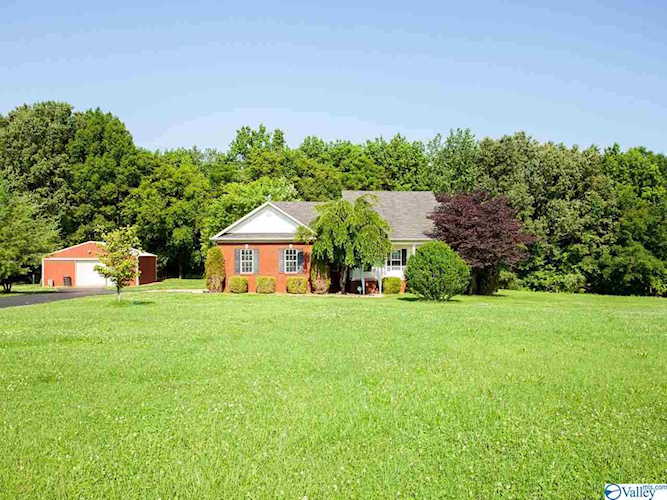 6265 Winchester Road New Market, AL 35761 | MLS 1786687 Photo 1