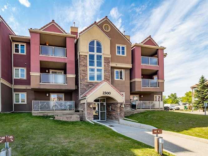 2333 Edenwold Heights NW #33 Calgary, AB T3A 3Y2