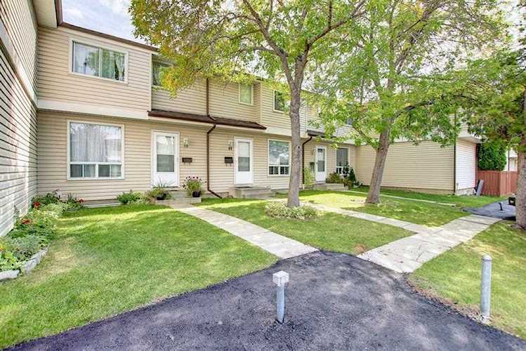 1155 Falconridge Dr NE #68 Calgary, AB T3J 1E1