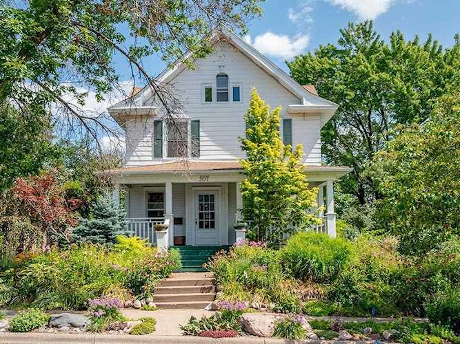 307 1st Avenue S South Saint Paul, MN 55075