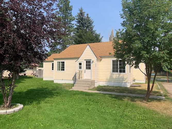 507 E Evergreen Dr Kalispell, MT 59901