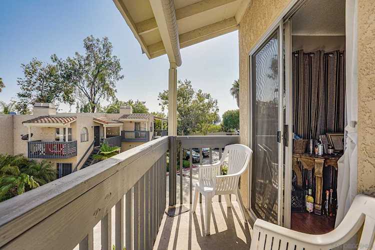 8475 Avenida Angulia #4 Spring Valley, CA 91977