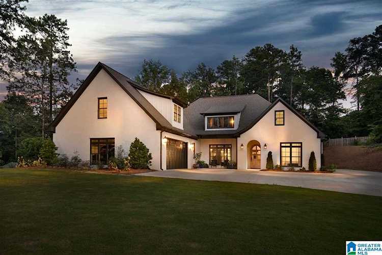 2448 Tyler Road Vestavia Hills, AL 35226
