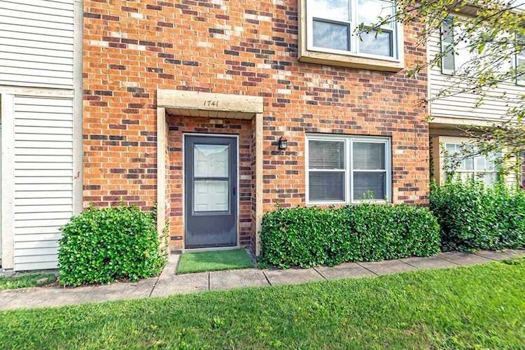 1741 Worthington Run Drive Columbus, OH 43235 | MLS 221035258 Photo 1