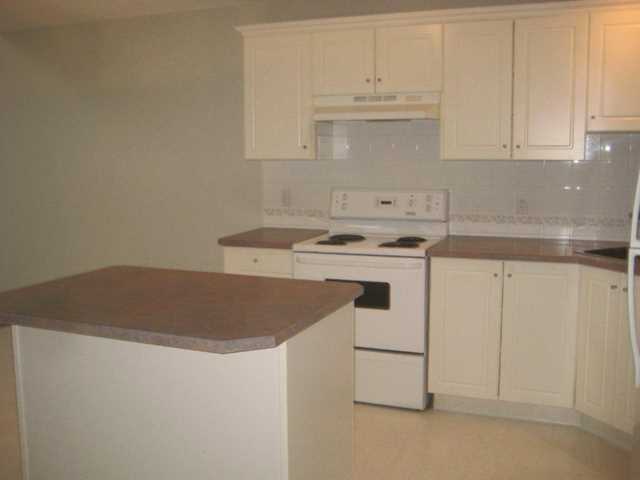 5220 50A Ave Sylvan Lake, AB T4S 1E5