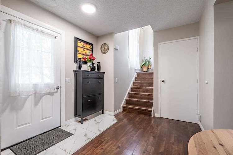 128 Fallswater Crescent NE Calgary, AB T3J 1B6