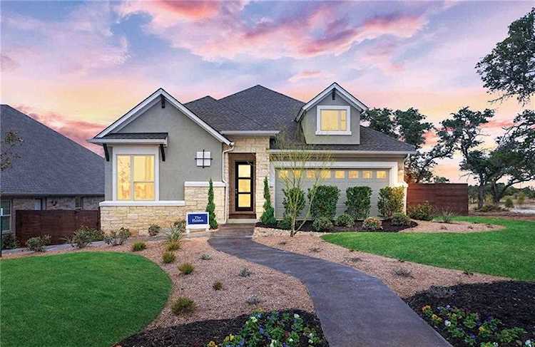 627 Newport DR Spicewood, TX 78669