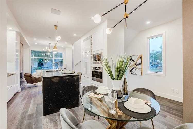 1105 4 St NE Calgary, AB T2E 0X4