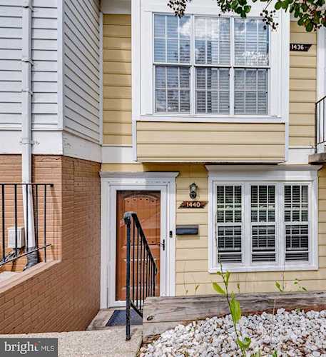 1440 Blockton Ct Crofton, MD 21114