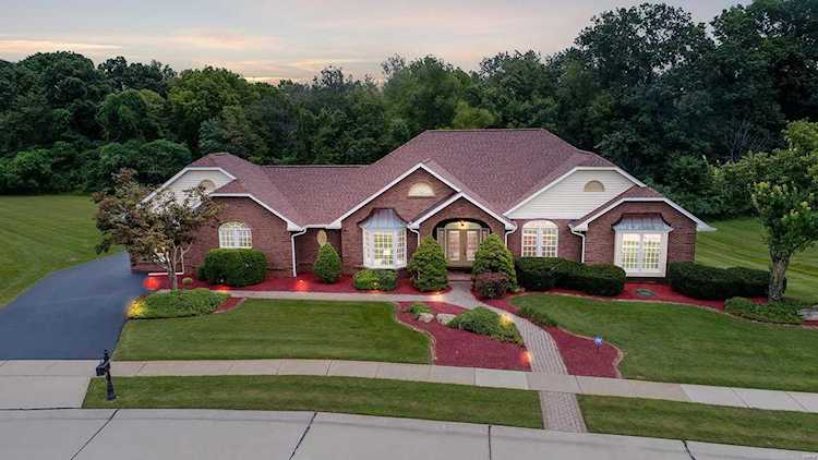 17832 Argonne Estates Dr Florissant, MO 63034