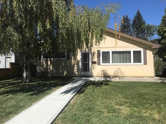 16 Lynnwood Dr SE Calgary, AB T2C 0S6