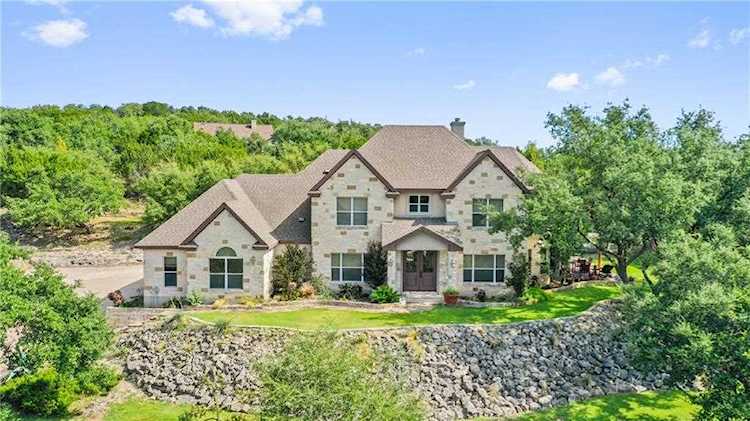 4501 Vista Estates CT Spicewood, TX 78669