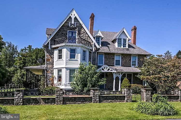 906 Shipley Rd Wilmington, DE 19803