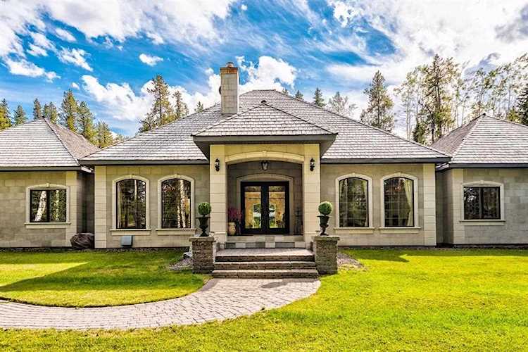 23 Highlands Terrace Bragg Creek, AB T0L 0K0