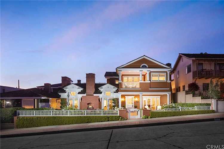 215 Marigold Ave Corona Del Mar, CA 92625