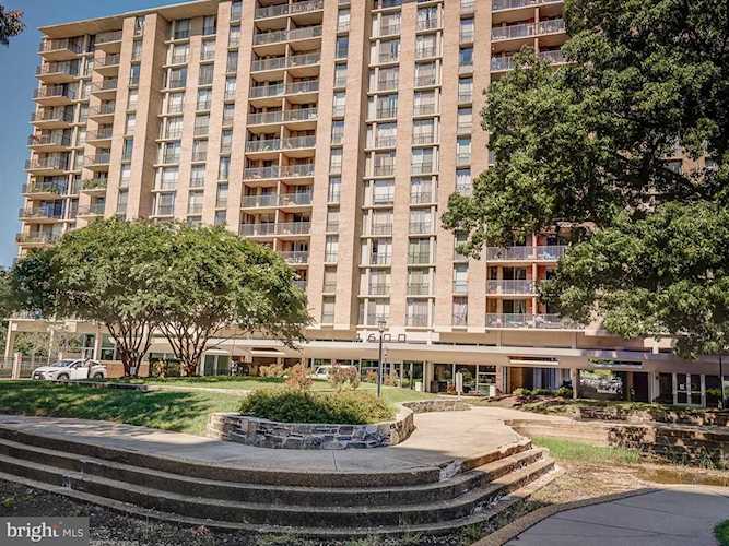 4600 Four Mile Run Dr S #636 Arlington, VA 22204