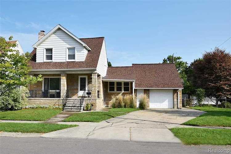 643 Spencer St Ferndale, MI 48220