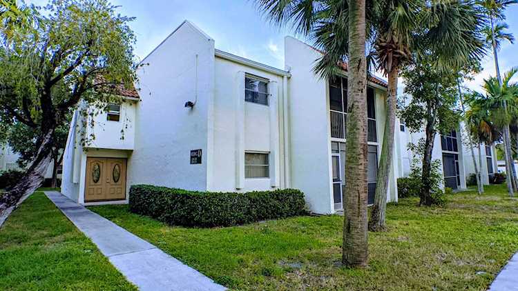 1428 SE 4th Avenue #223 Deerfield Beach, FL 33441