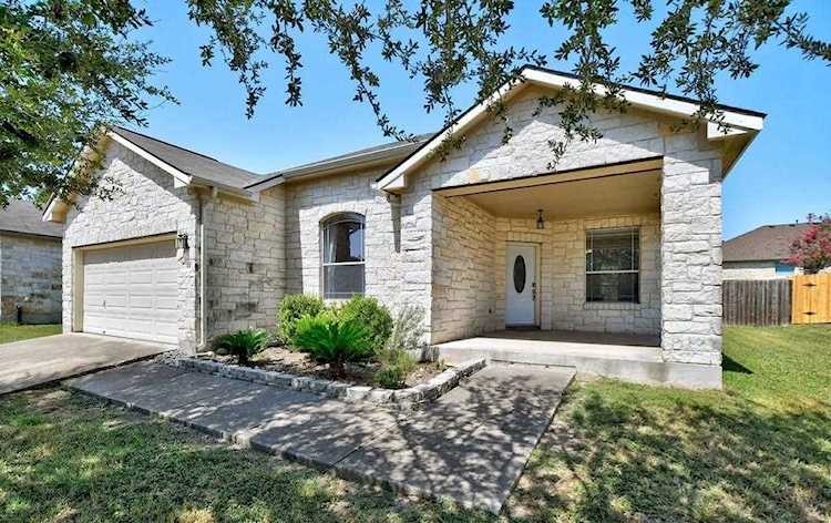 683 Shadow Creek BLVD Buda, TX 78610